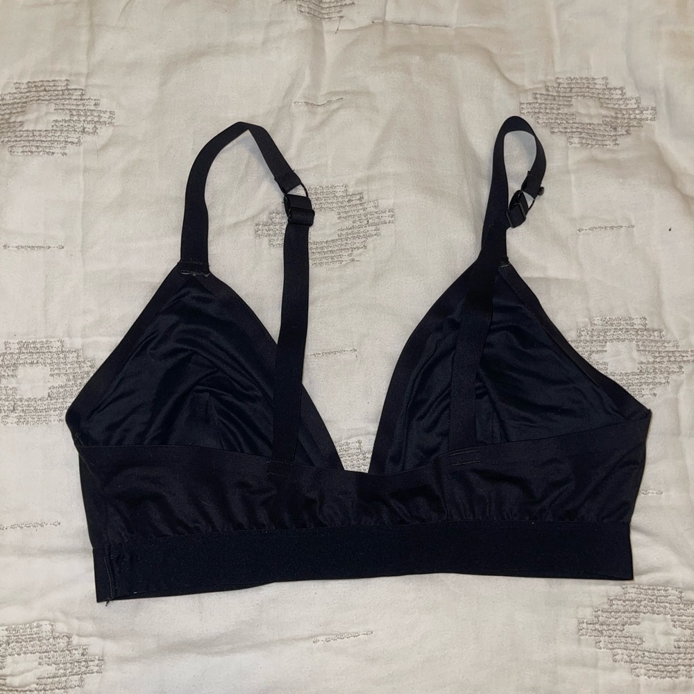 triangle bralette - Picture 2 of 3
